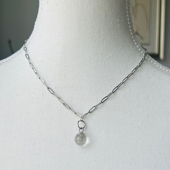 Crystal Quartz on a Stainless steel paperclip Chain - Picture 3 of 7